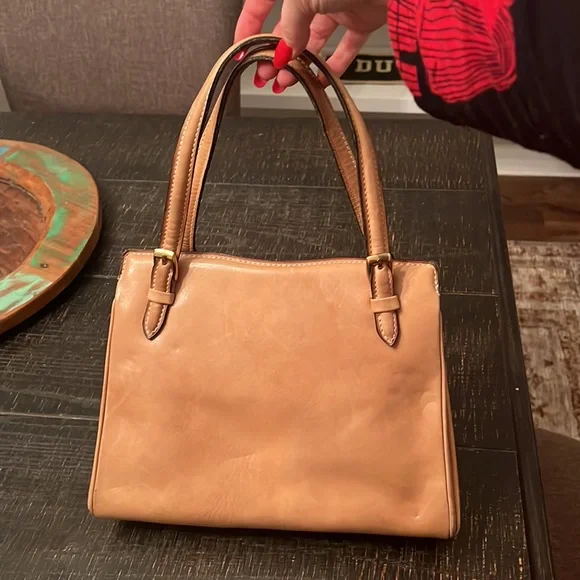 JBT Joanne Brings Thunder tan leather expanding handbag purse shoulder bag